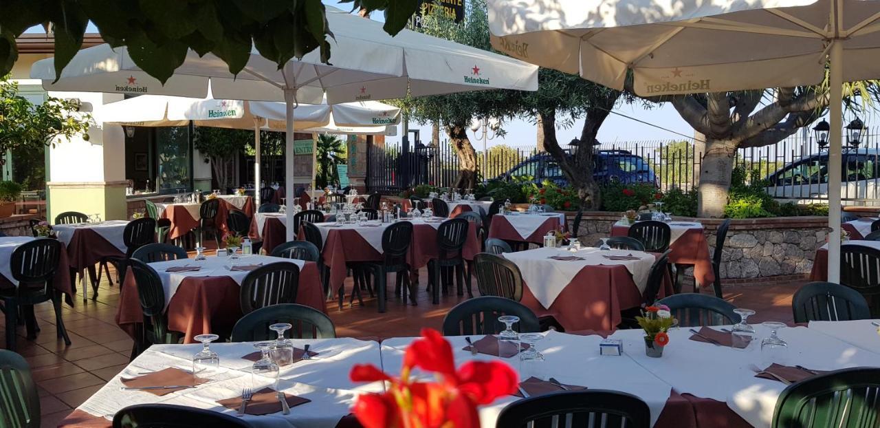 Villa Antonino Giardini Naxos Exterior photo